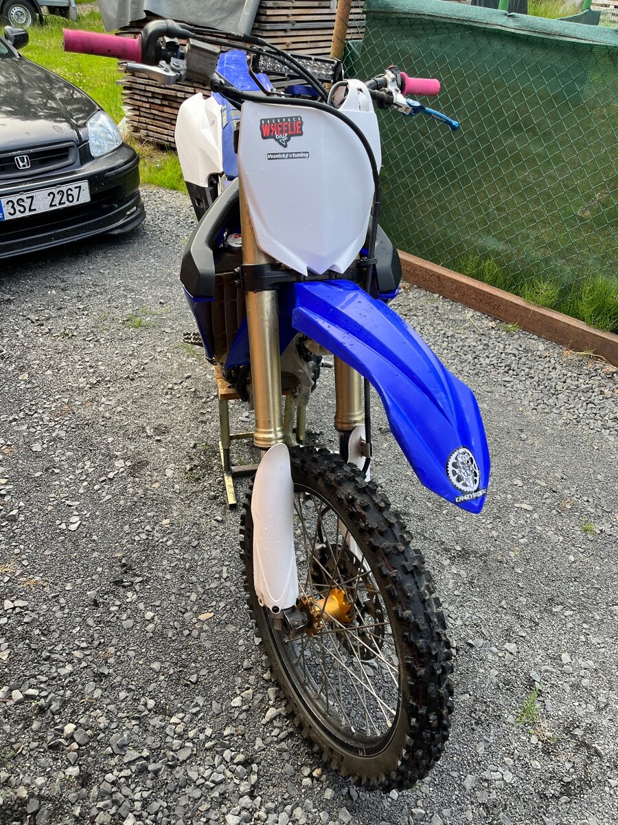 Yamaha yzf 450 - 8