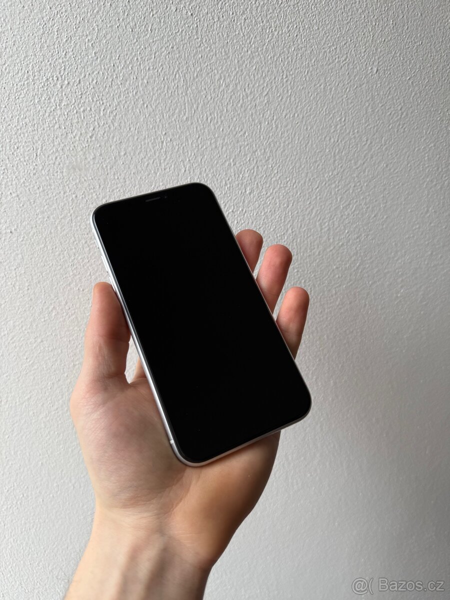 iPhone XR 128gb 100% baterie - 8