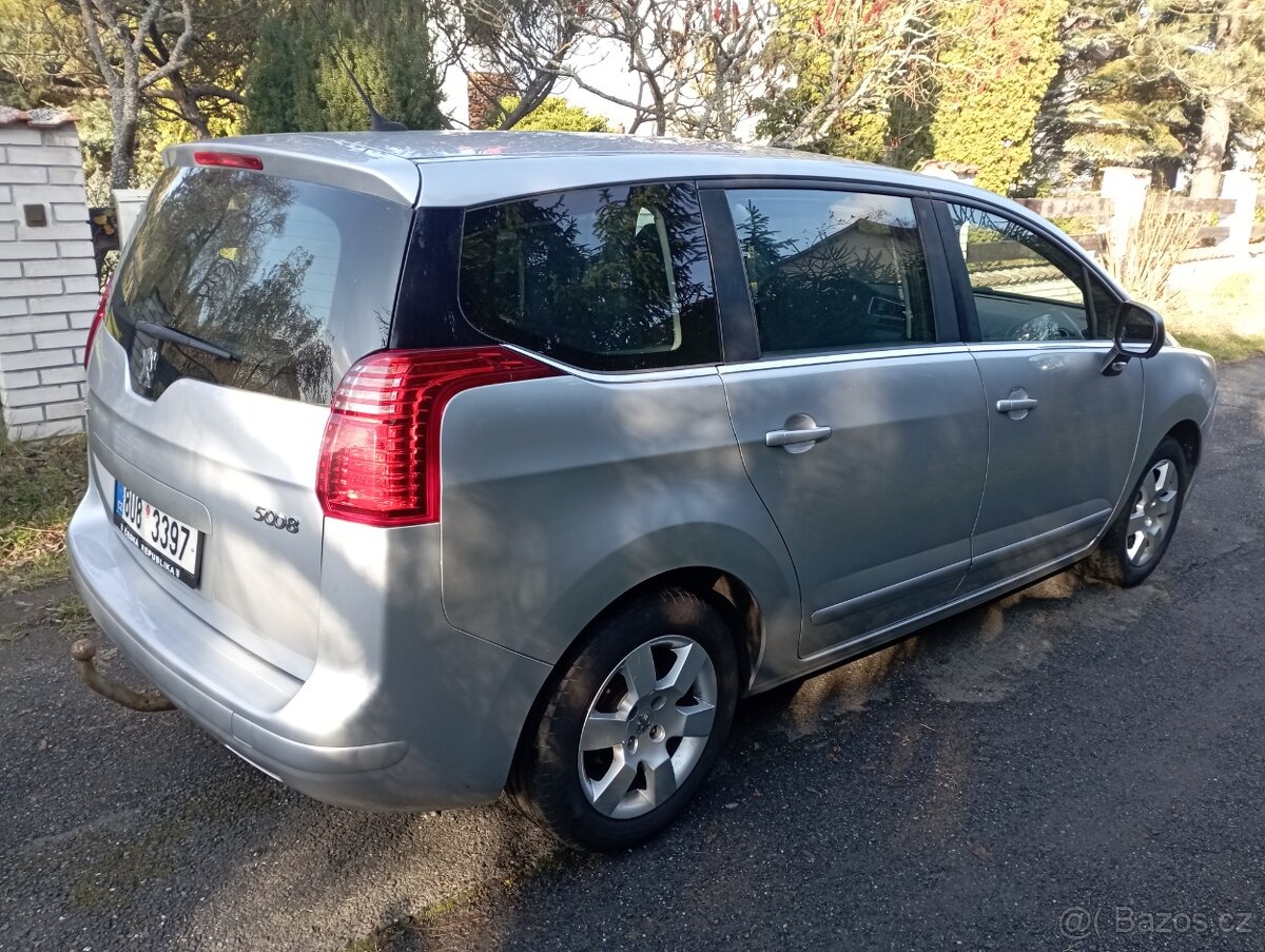 Peugeot 5008 1.6Hdi 82kw - 8