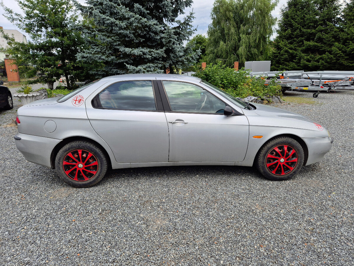 Alfa Romeo 156 1.9 JTD - 8
