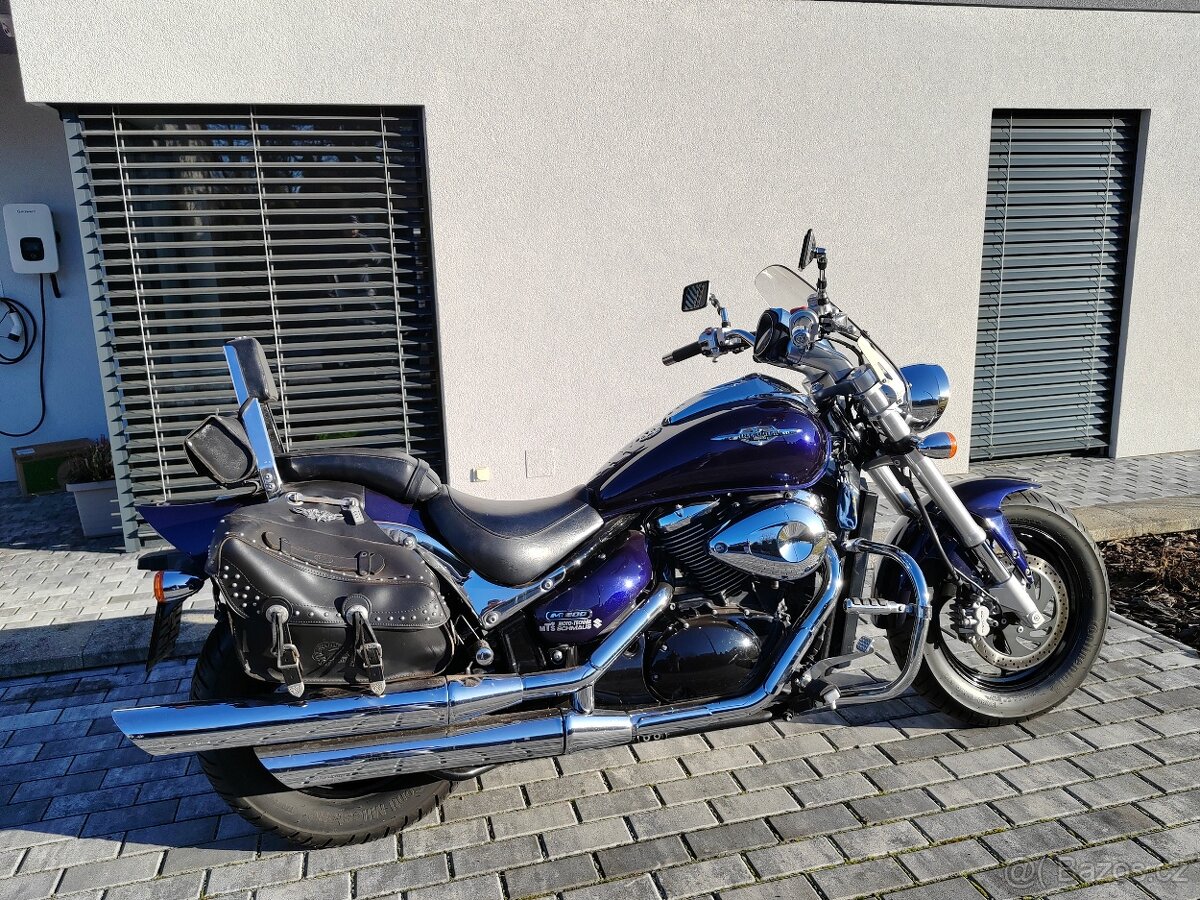 Suzuki M800 Intruder - 8