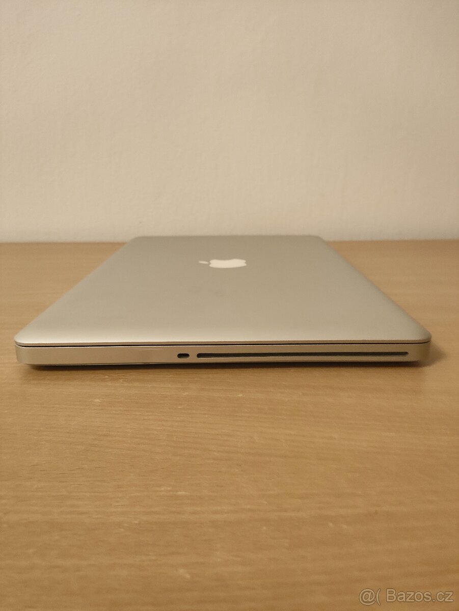 Apple MacBook Pro 15 2011 – i7 | 16GB | 256GB - 8