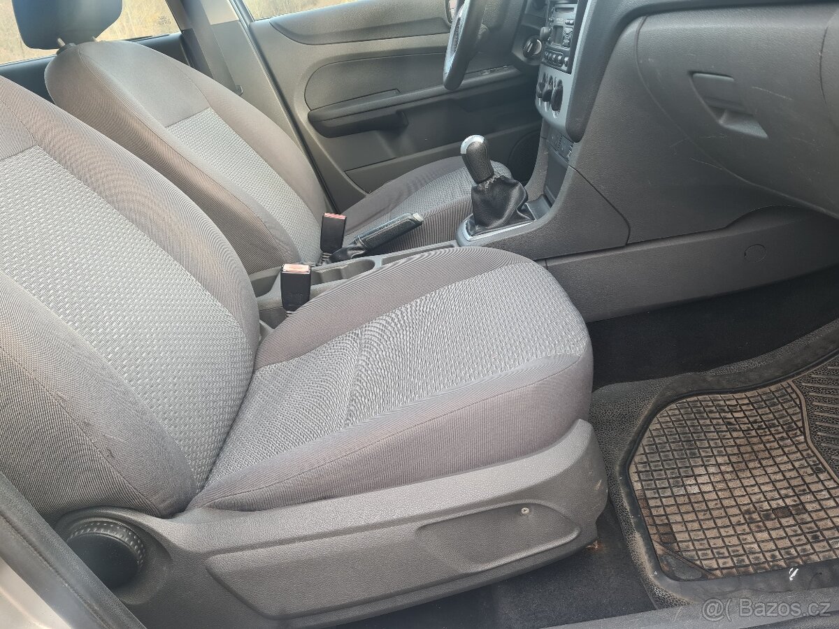 Focus LPG,Úplně nová technická,Funkční klima i tempomat - 8