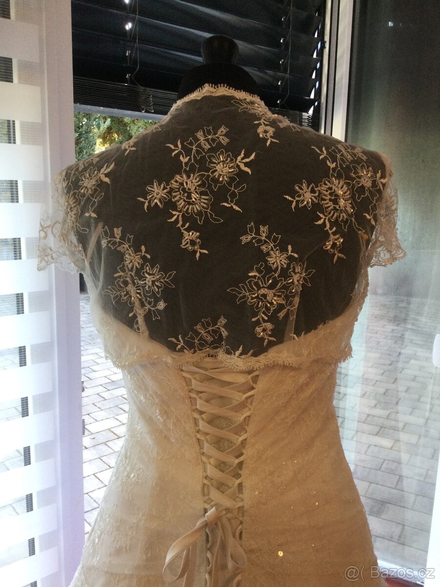 Svatebni bolerko - 8