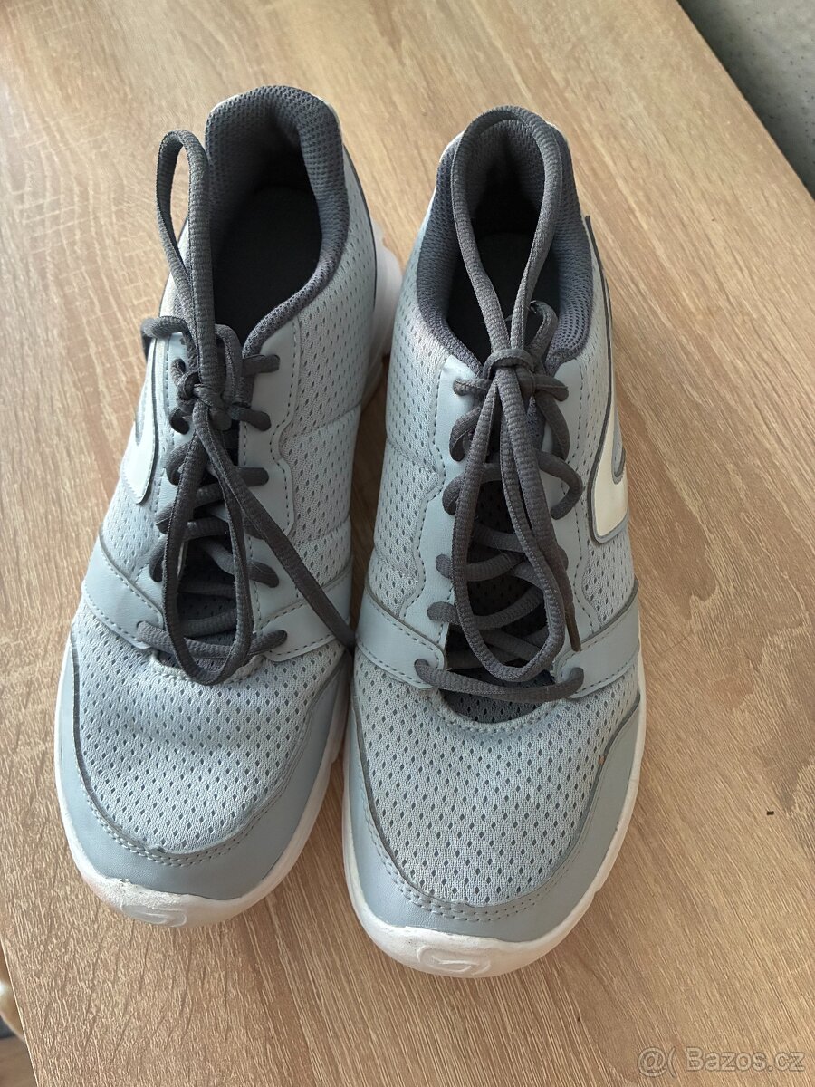 Tenisky, botasky, Decathlon vel 40 - 8