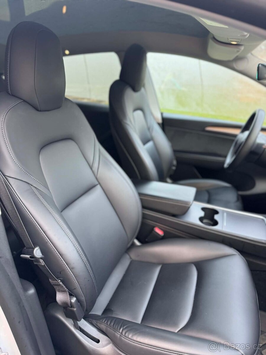 Tesla model Y AWD LR 2022 - 8