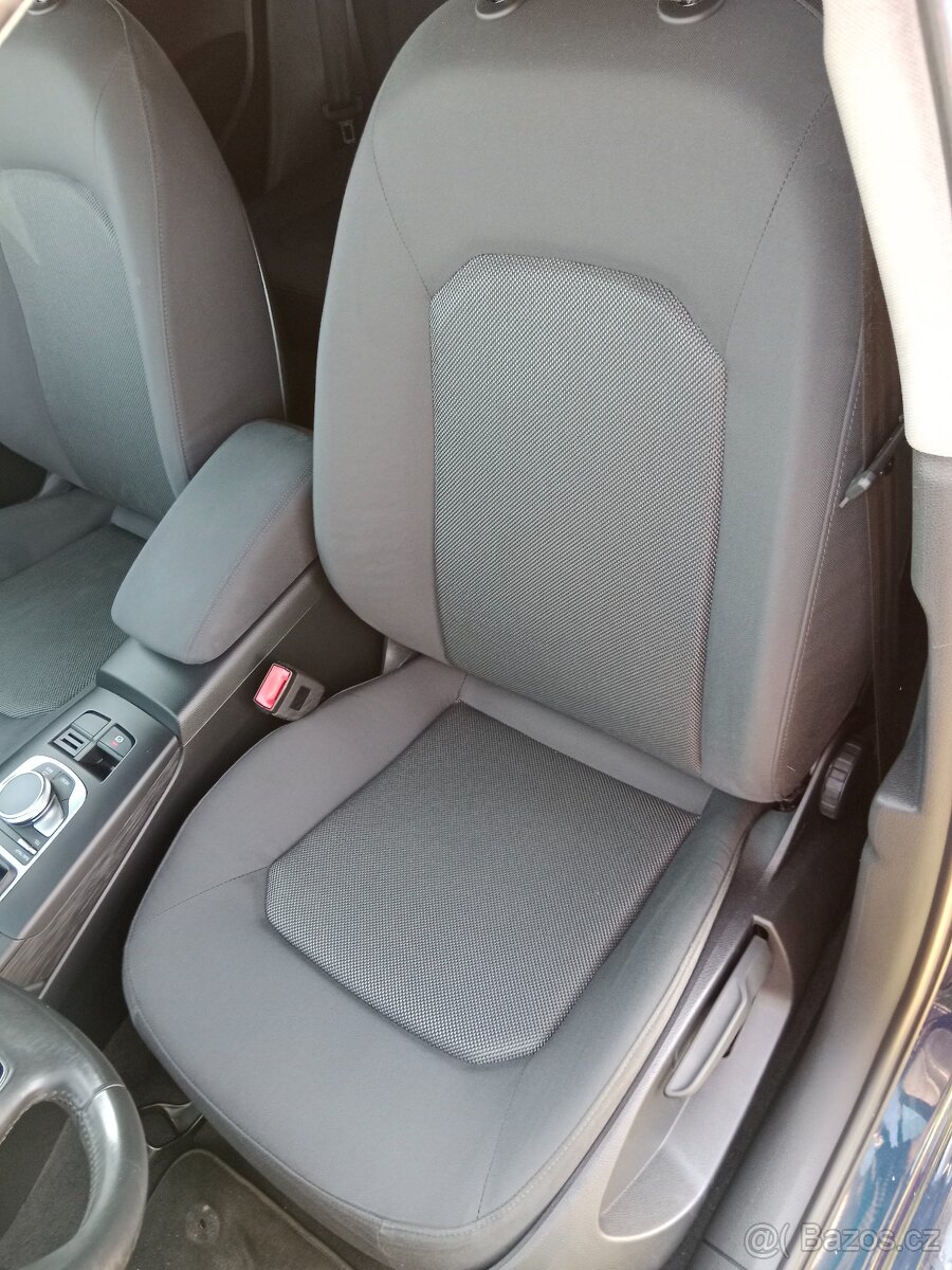 Audi A3 Sportback 1.6TDI - FACELIFT , Virtual , MANUÁL - 8
