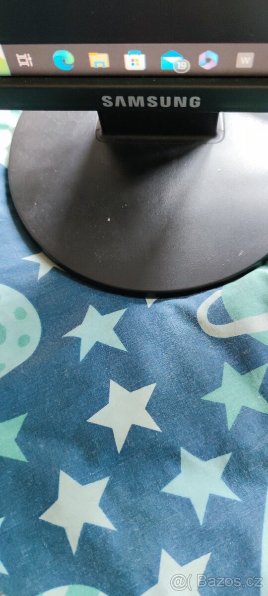 Prodám starší monitor - 8