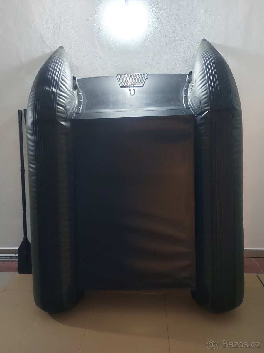 Prodám člun Prologic Element Wave Rider - 8