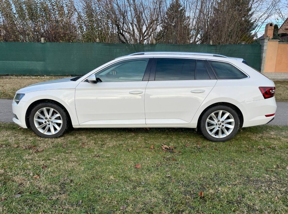 Škoda Superb Combi 2.0 TDI - 8