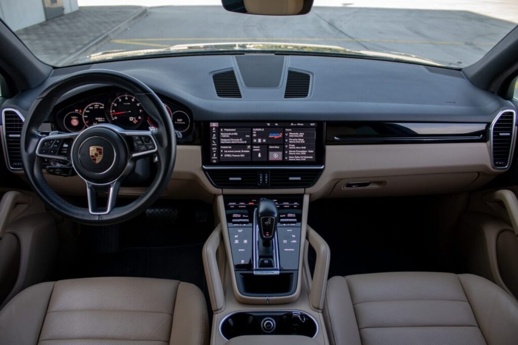 Porsche Cayenne 4x4 AT/8 - 8