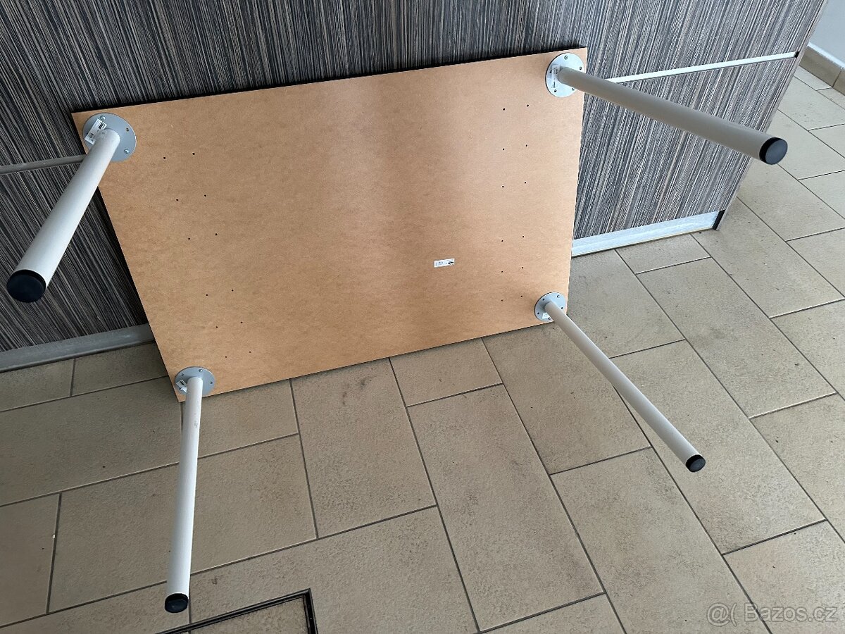 Psací stůl IKEA - 8