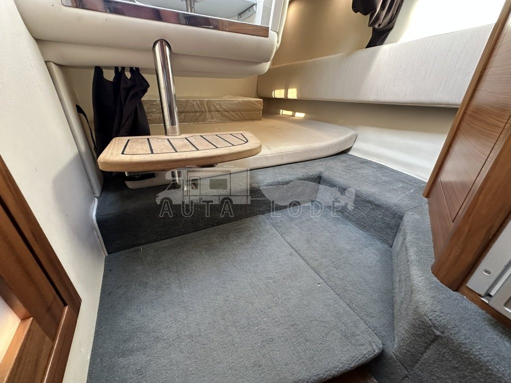 SEA RAY 265 Sundancer + diesel - 8
