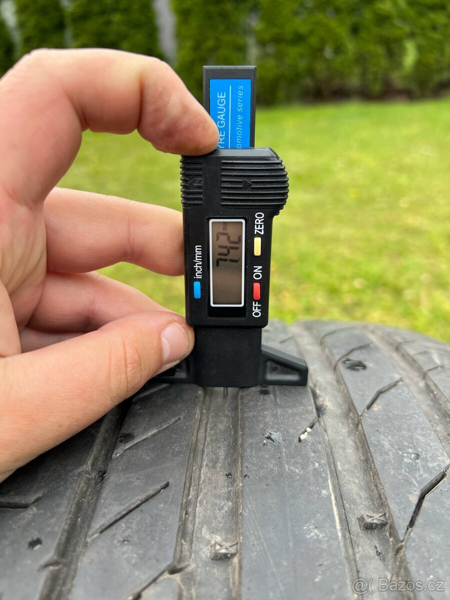 Orig. Letní alu kola Kingston R18 235/55/18 - 8