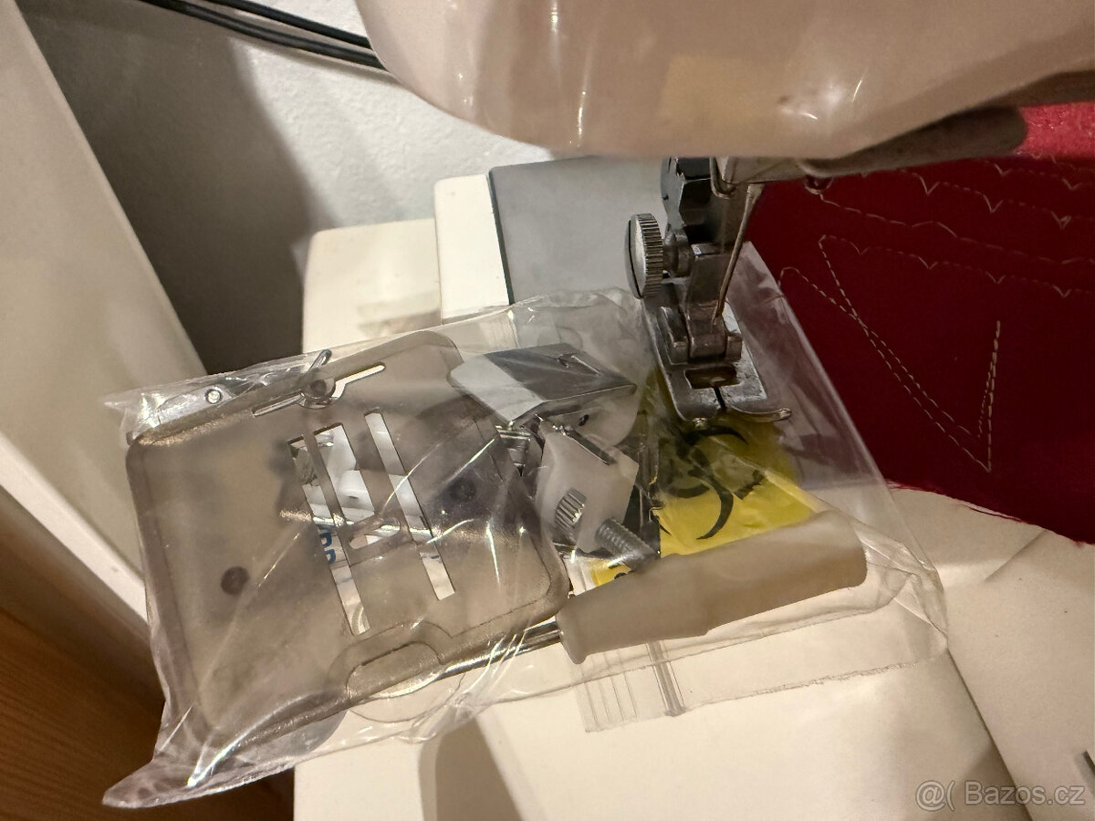 Pěkný šicí stroj Privileg zánovní s manuálem - 8