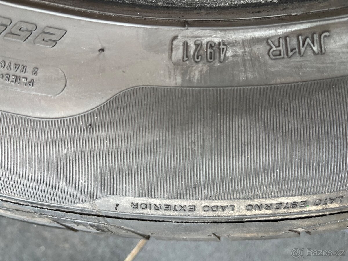 Pneumatiky 255/55/R19 Good year Eagle F1 SUV 4x4 - 8