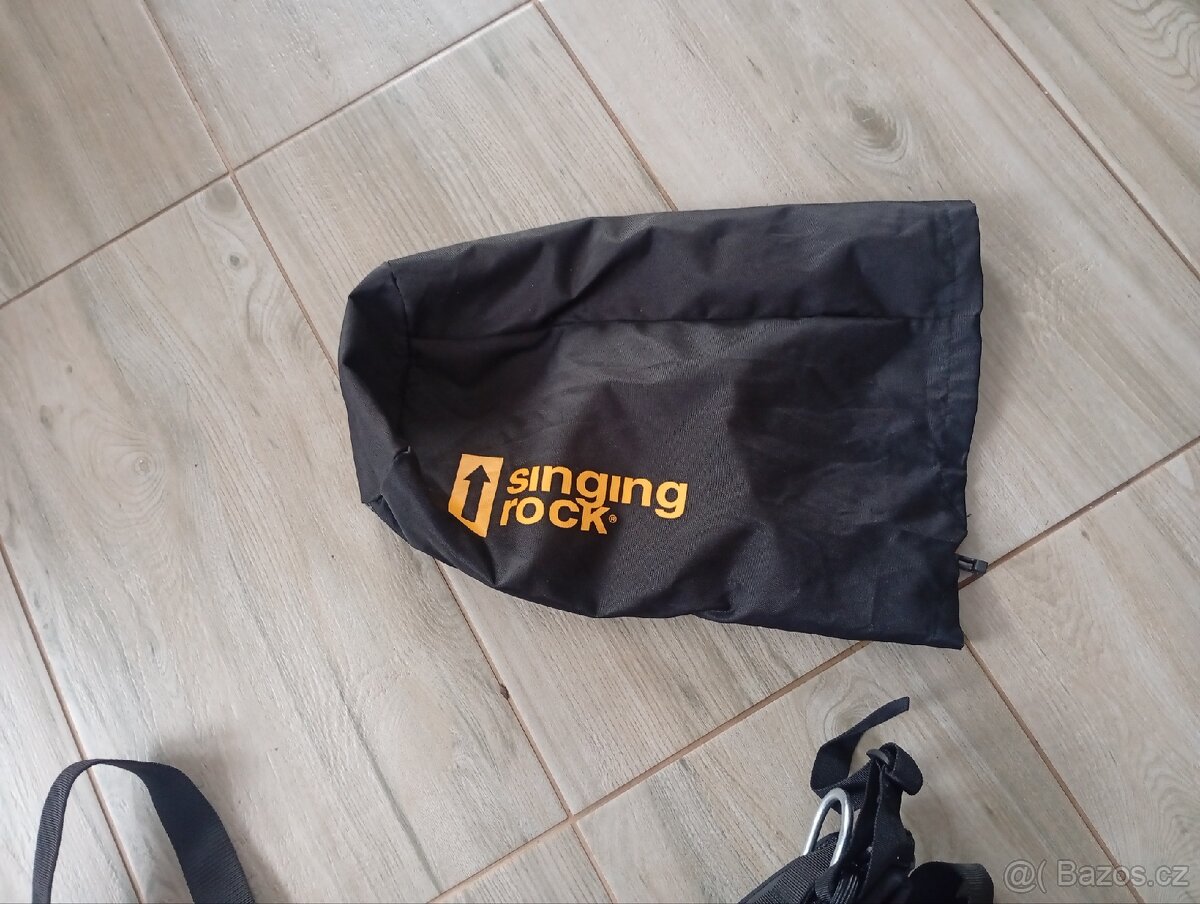 Lezecký postroj - 8