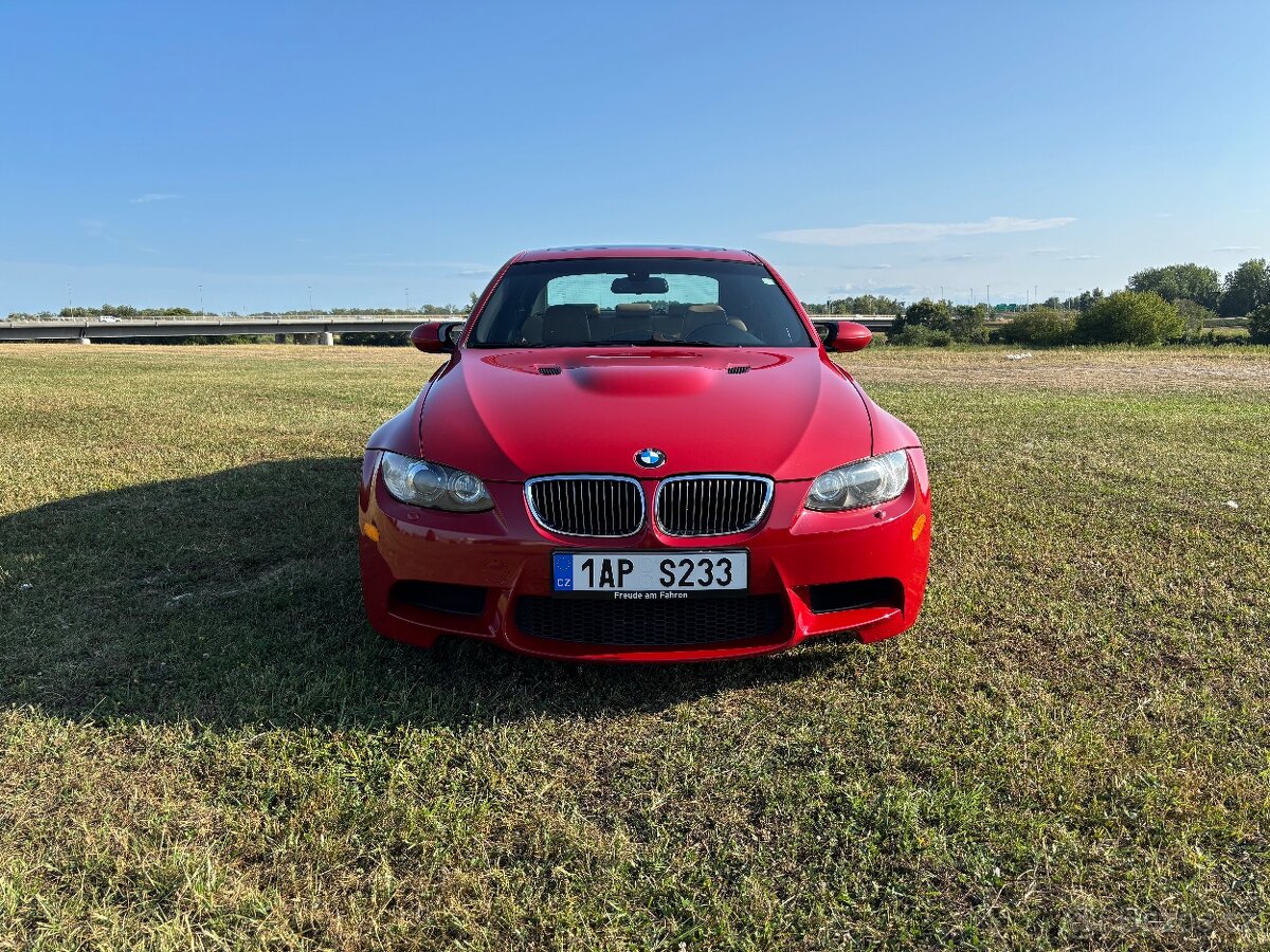 BMW E90 M3 - 8