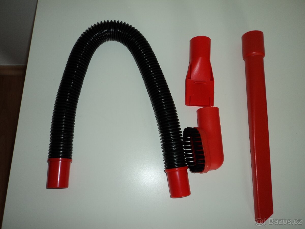 sněhové řetězy, startovací kabely, auto vysavač 12V - 8