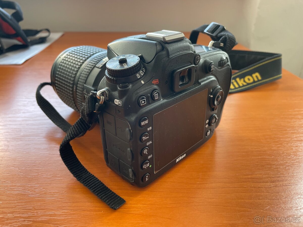 Nikon D7200 s objektivem 18-140 - 8