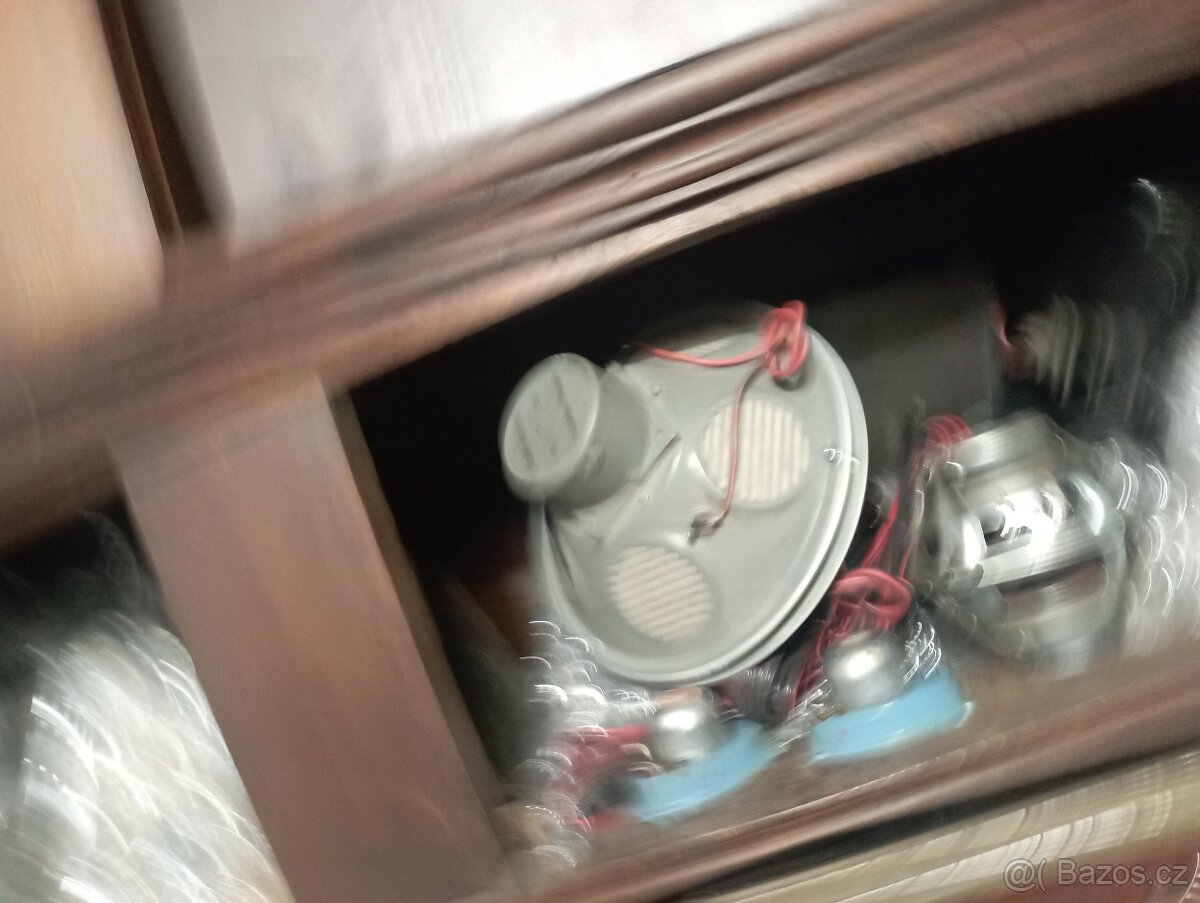 Reproduktory reprobedny atd - 8