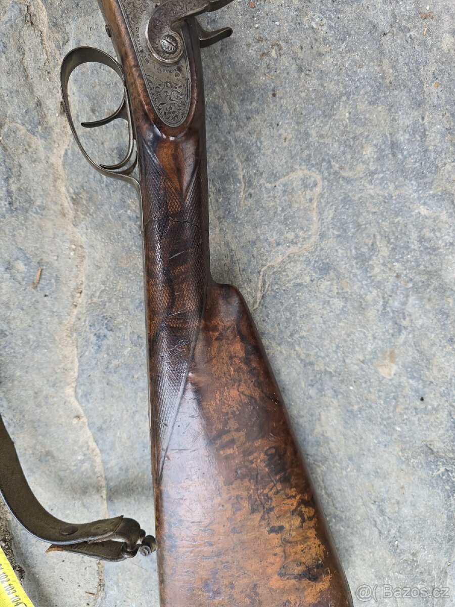 KRÁSNÁ HISTORICKÁ HONOSNÁ BROKOVNICE- PŘEDOVKA - 8