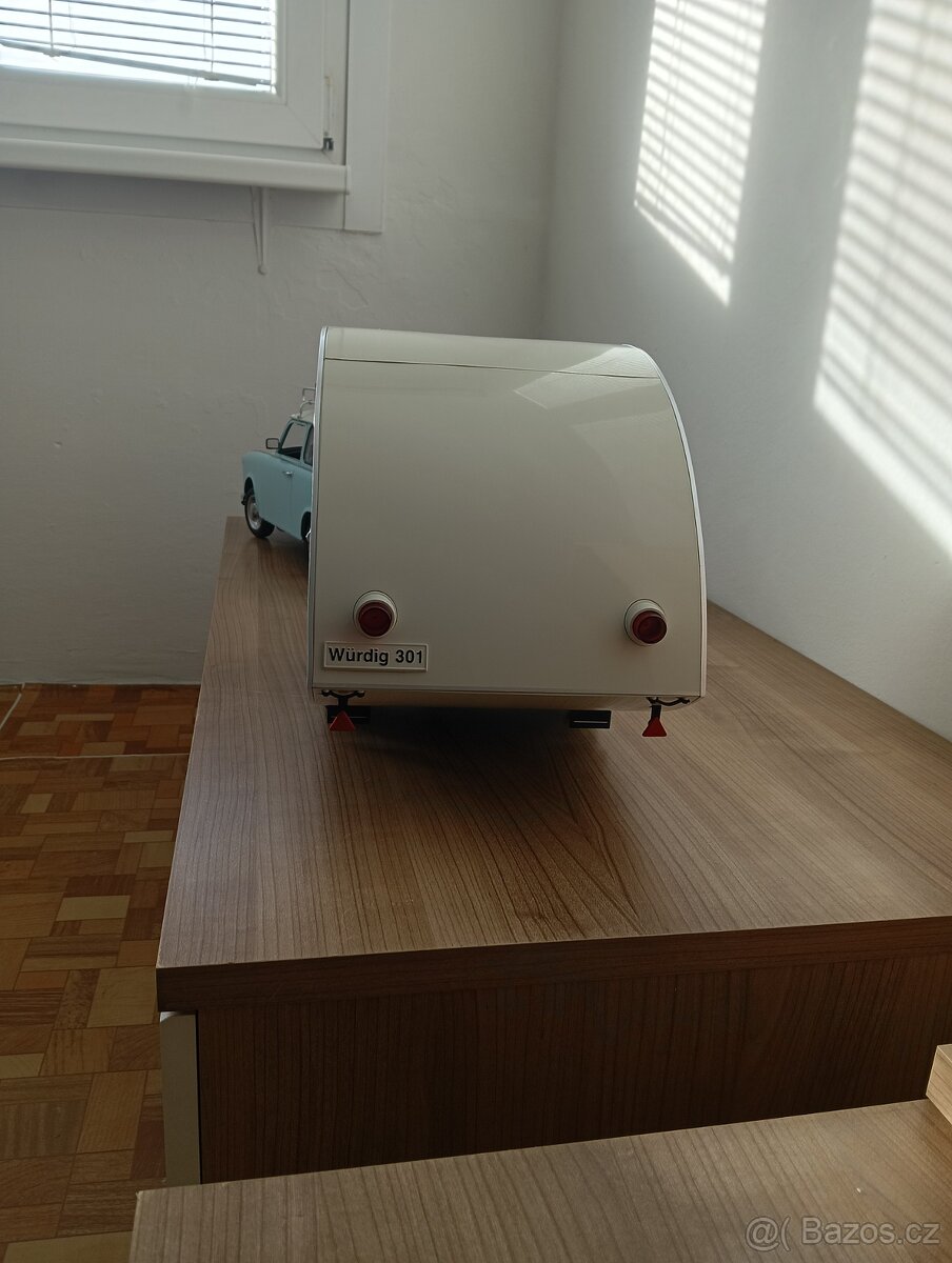 Kovový model trabant a karavan - 8