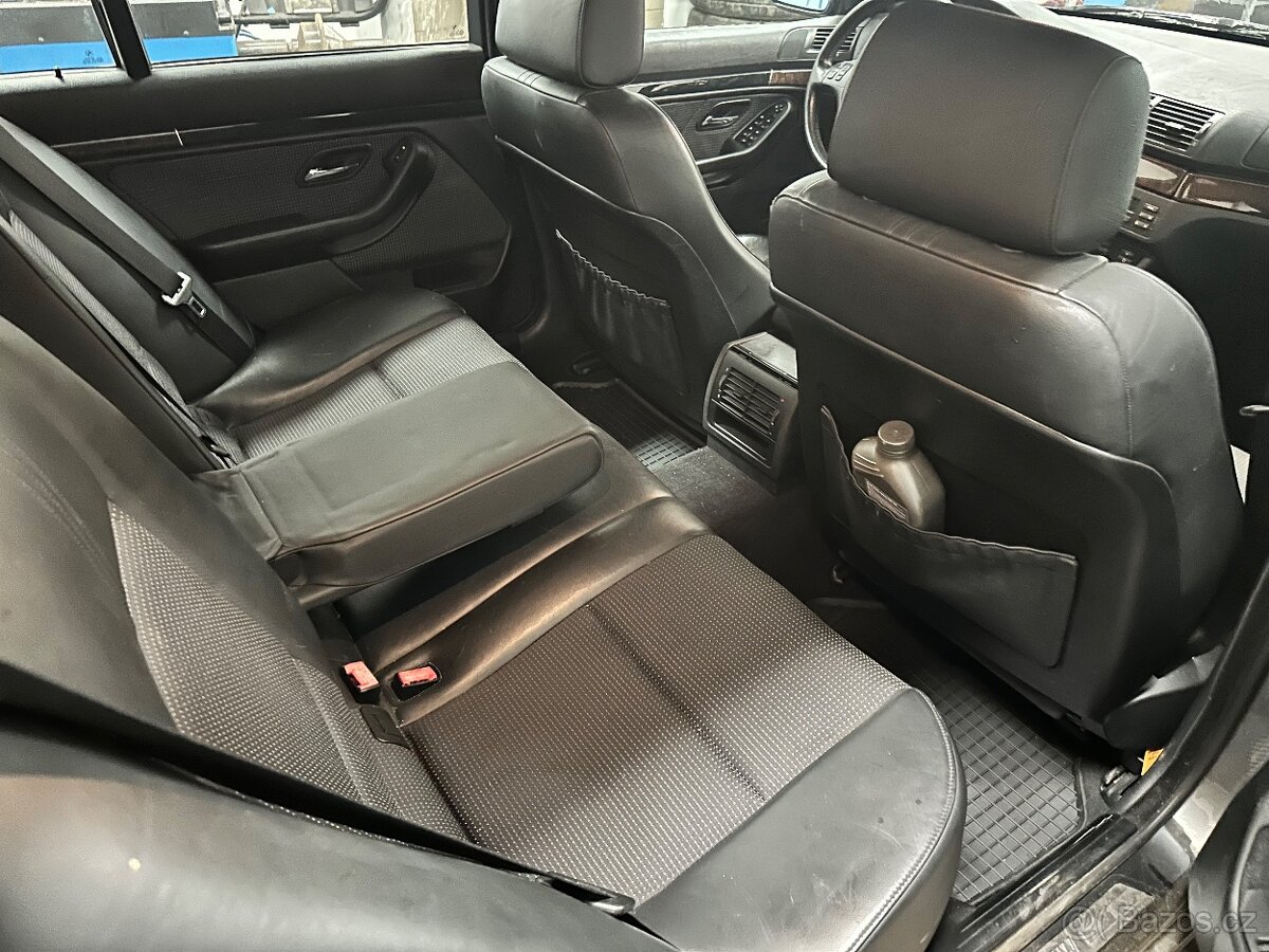 BMW E39 530DA 142KW TOURING - TAŽNÉ - 8