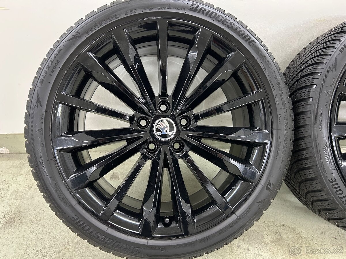 zimní originál sada Škoda Superb III Trinity 19" 5x112 - 8