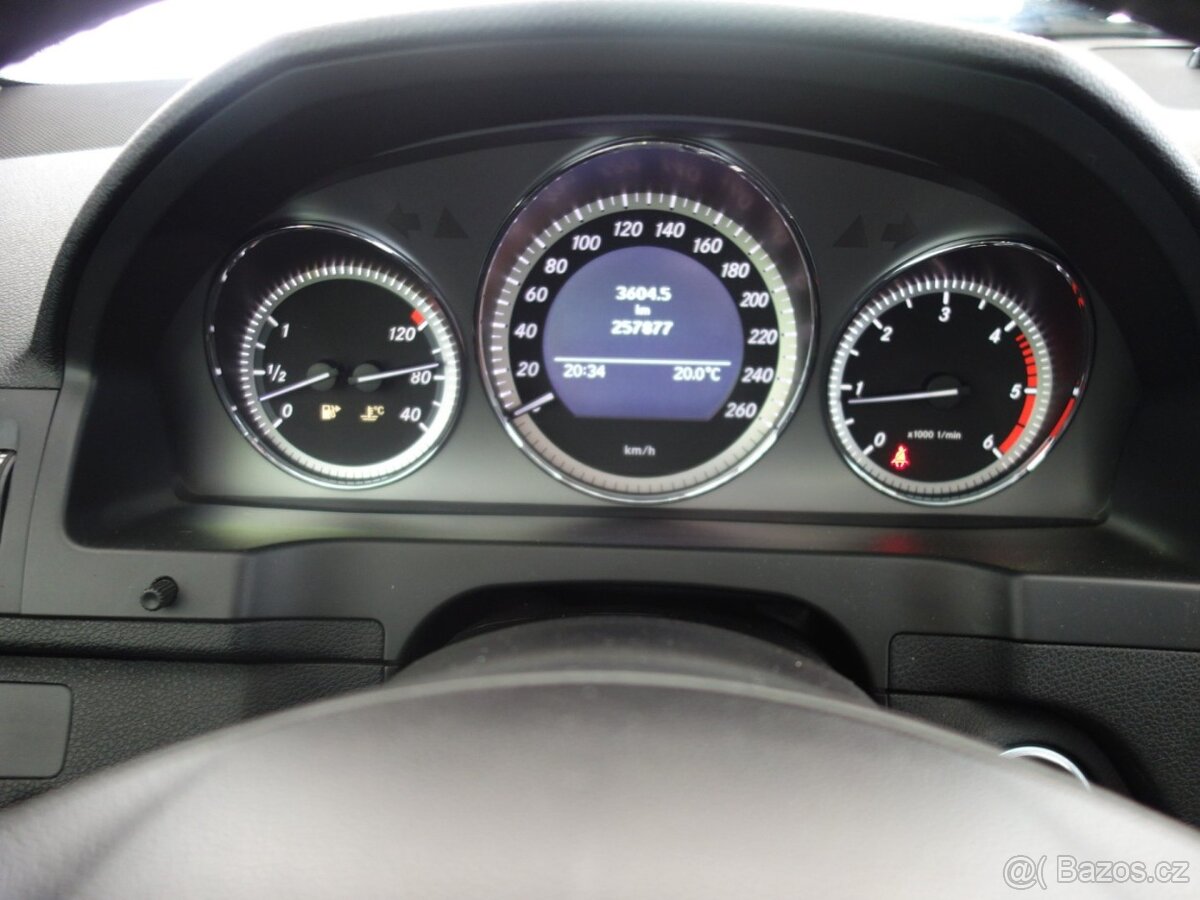 MB C220 CDI 125kW MANUÁL - 8