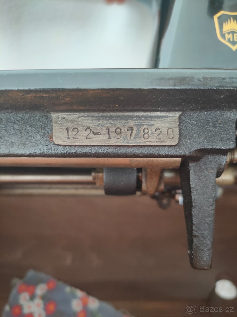 Šlapací šicí stroj Minerva - 8