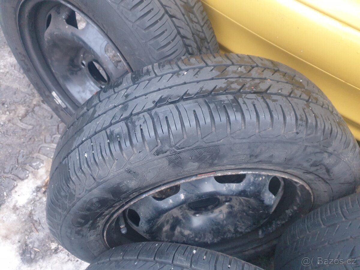 Goodyear 185/65/15 - 8