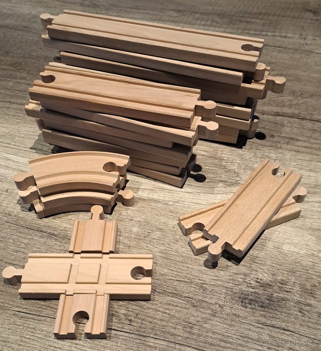 Velká sada dřevěných vláčkodráh a kolejí Maxim a Playtive - 8