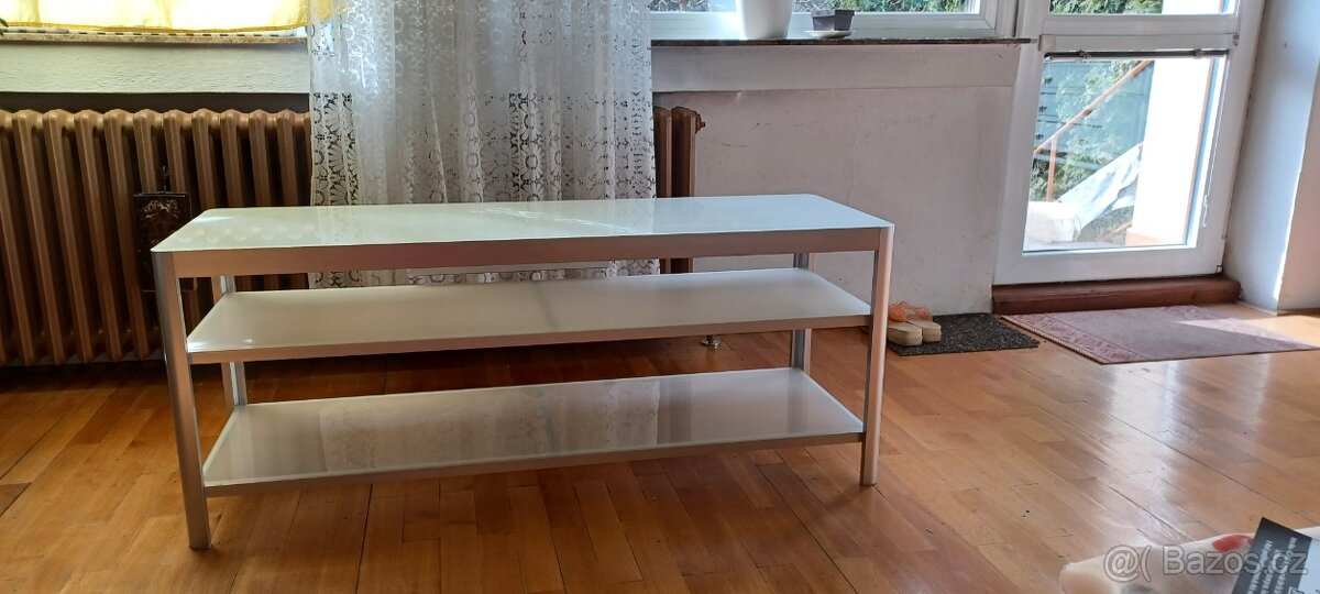 IKEA GETTORP - TV stolek - 8