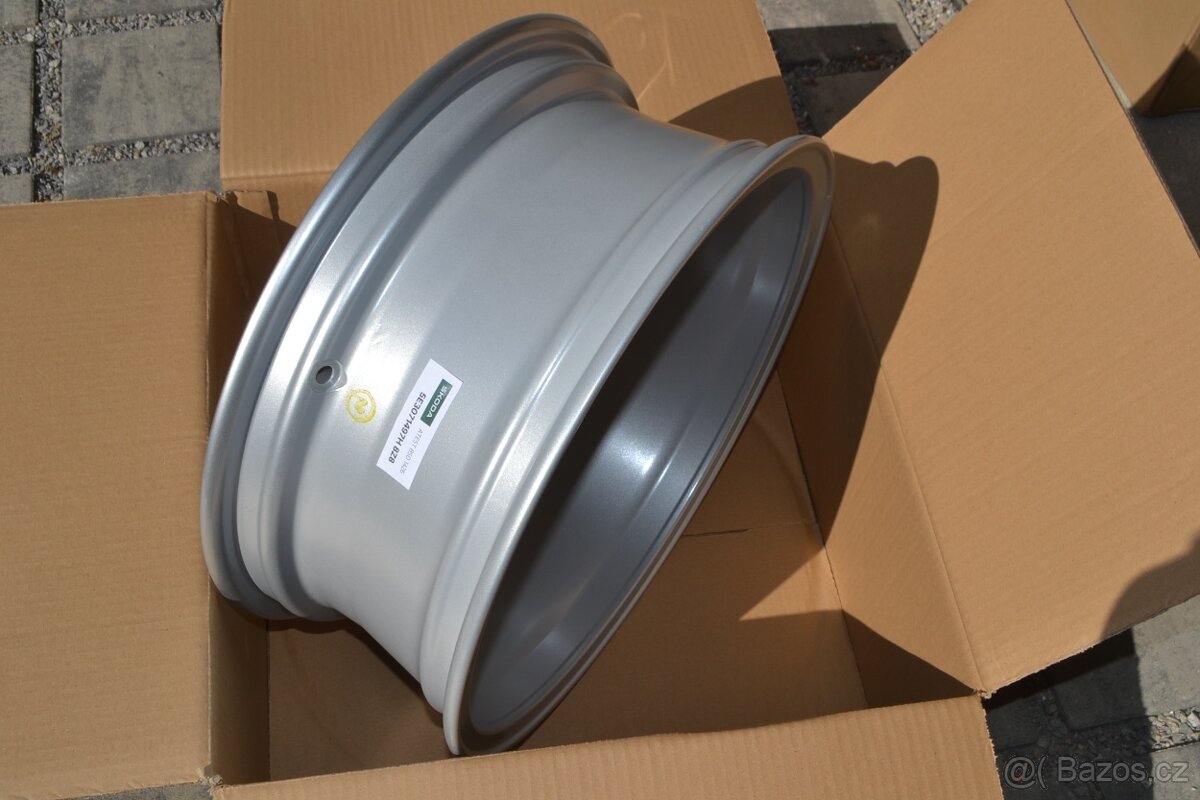 Škoda Octavia IV(RS)- 17 NOVÉ orig.alu disky 6.5Jx17,5x112 - 8