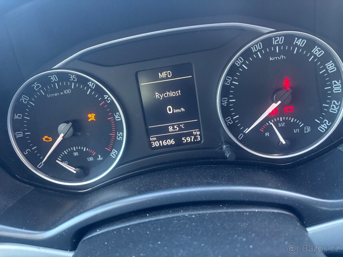 Škoda octavia combi 1.6 TDI - 8