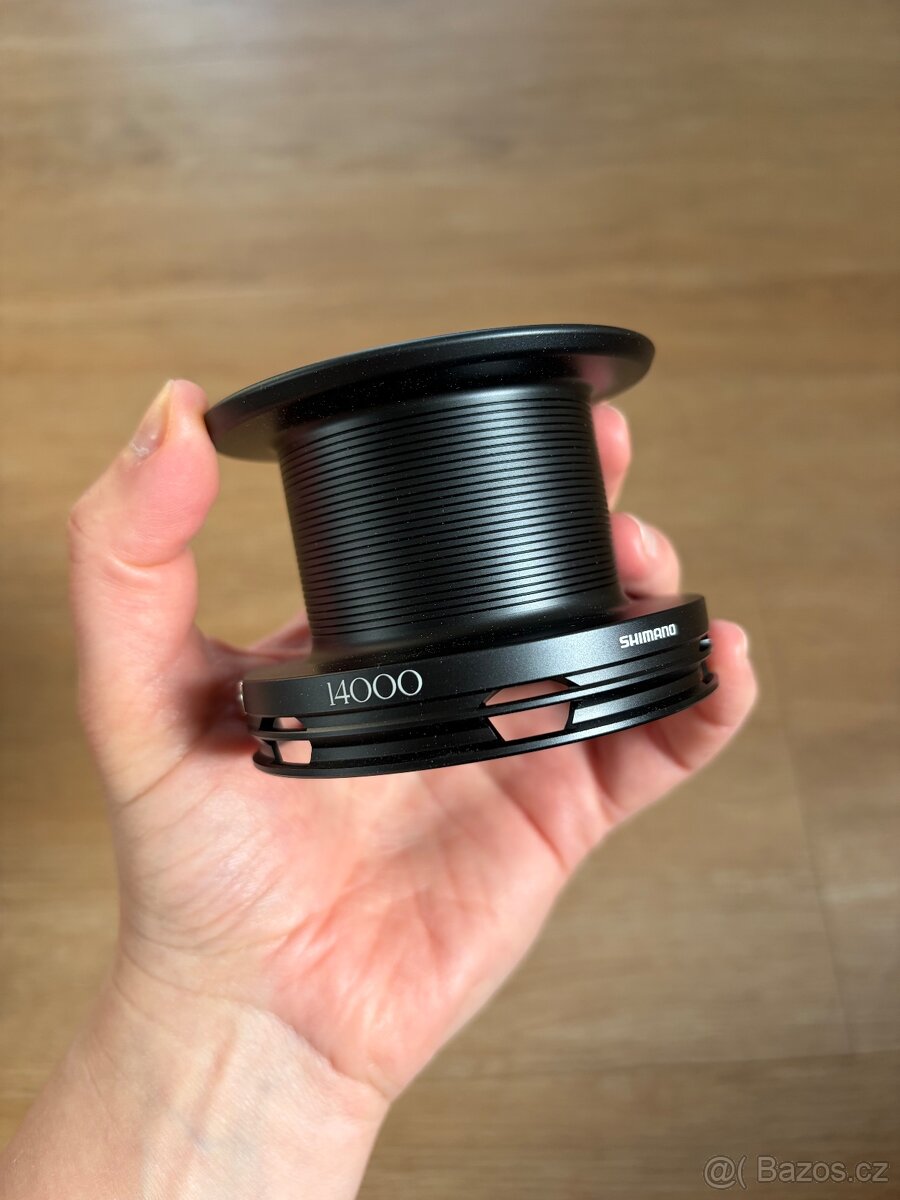 Shimano Power Aero 14000 XTB - 8