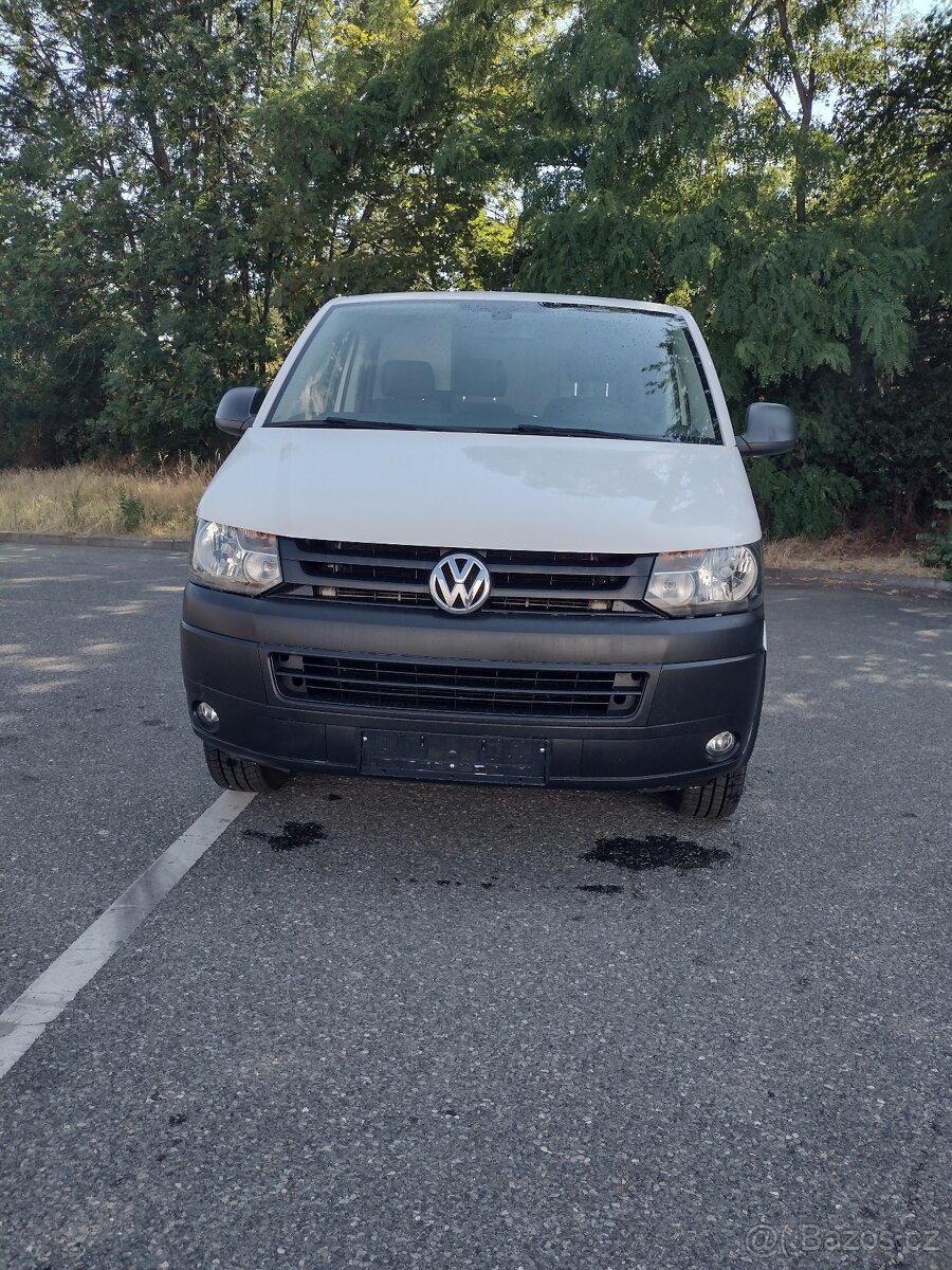 VW Transporter T5.1 2.0TDI -- DSG - 8