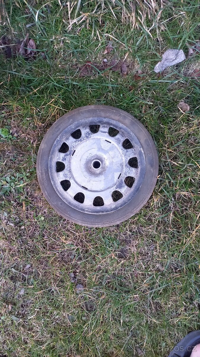 Retro kočárek pro panenky + další kolečka, kola (různá) - 8