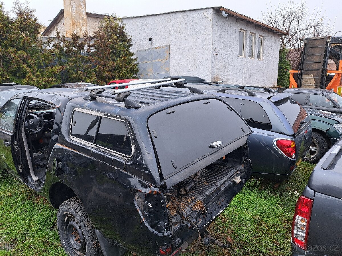 MITSUBISHI L200 DÍLY - 8