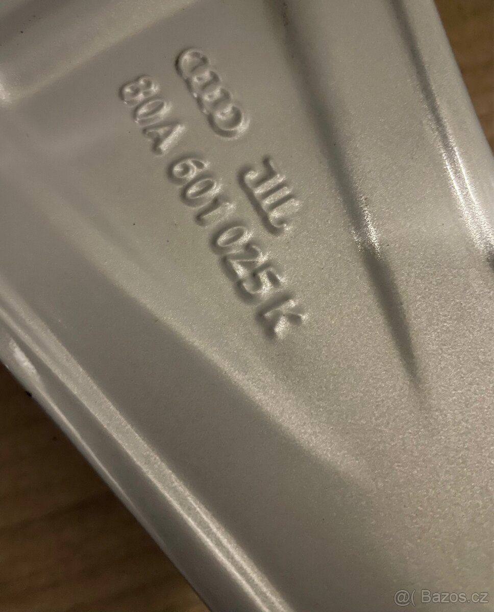 Original zimni Audi Q5 SQ5 r19 235/55/19 dot23 - 8