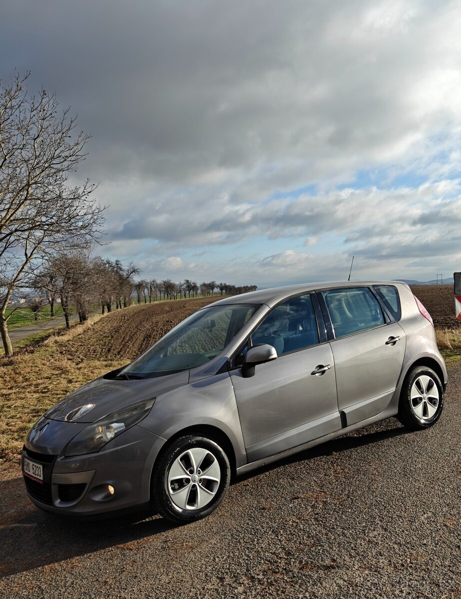 Renault Megane Scénic 2013 - 8