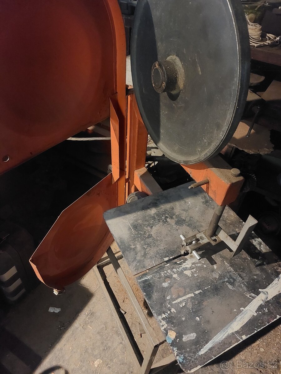 Pásová pila P320 - 8