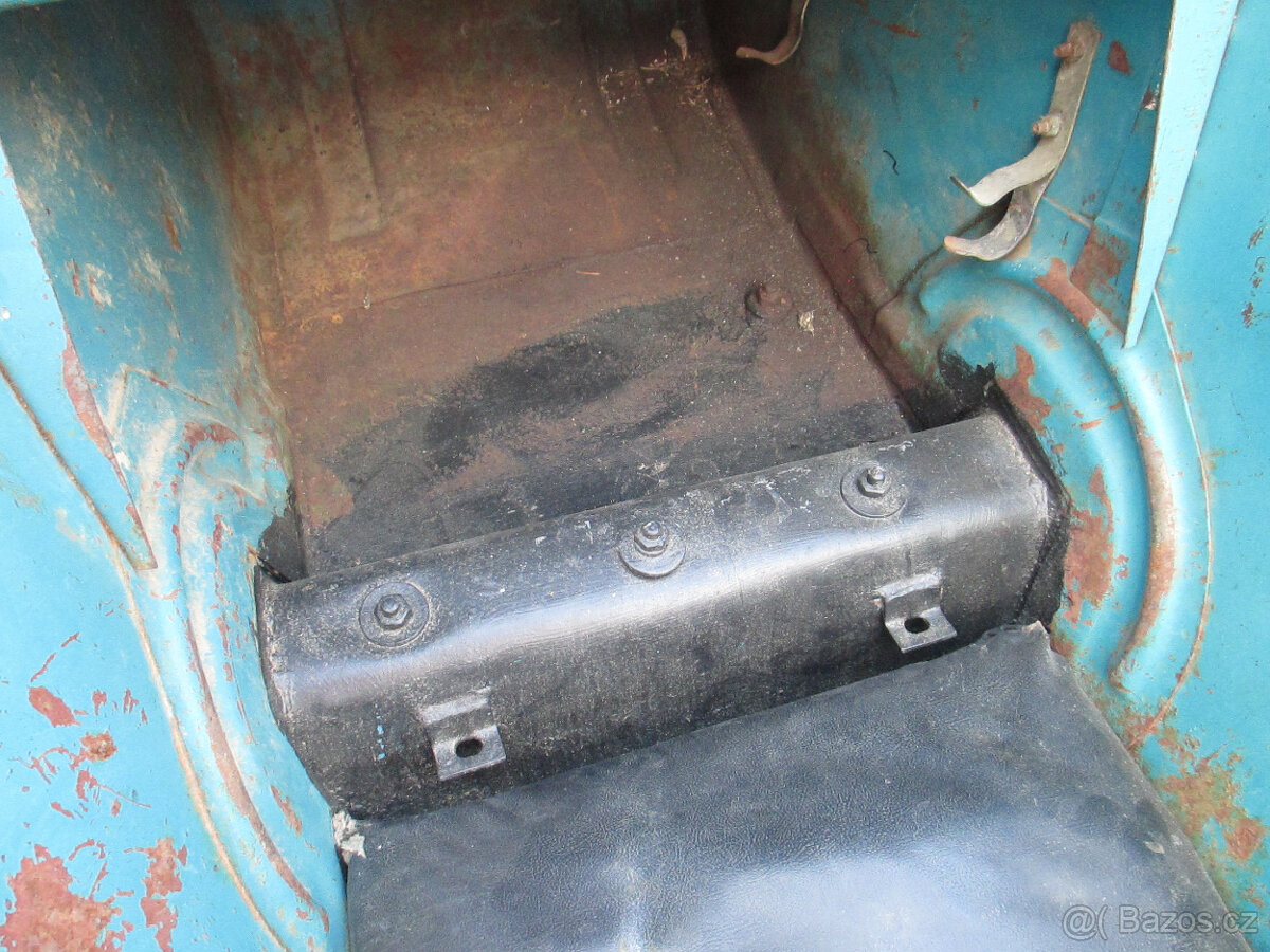 Dněpr Ural K 750 - 8