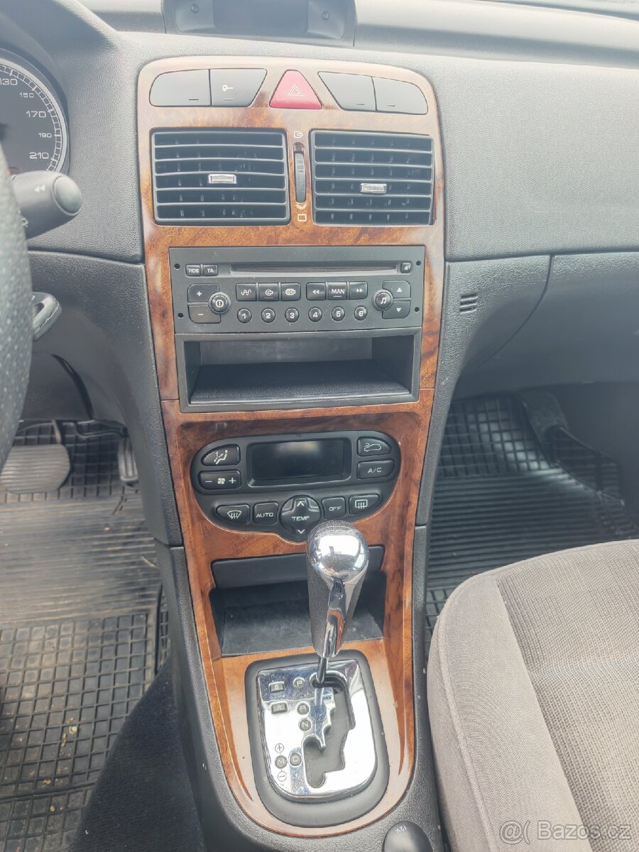Peugeot 307 - 8
