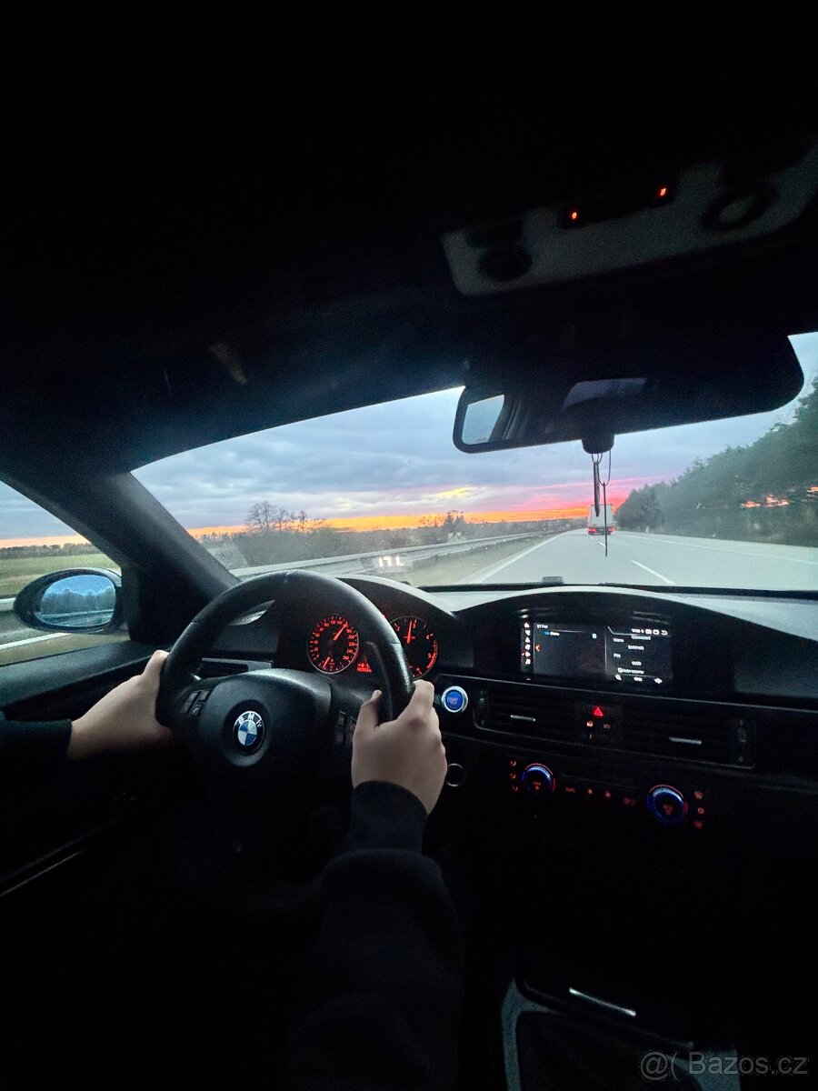 BMW E91 320D - 8