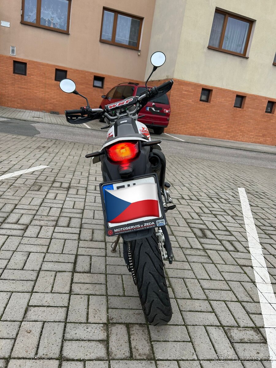 Yamaha XT 125 X 2007 - 8