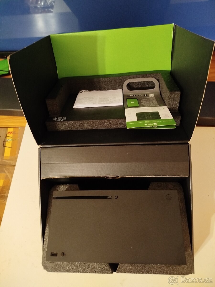 Xbox Series X: kompletní balení + hry - 8