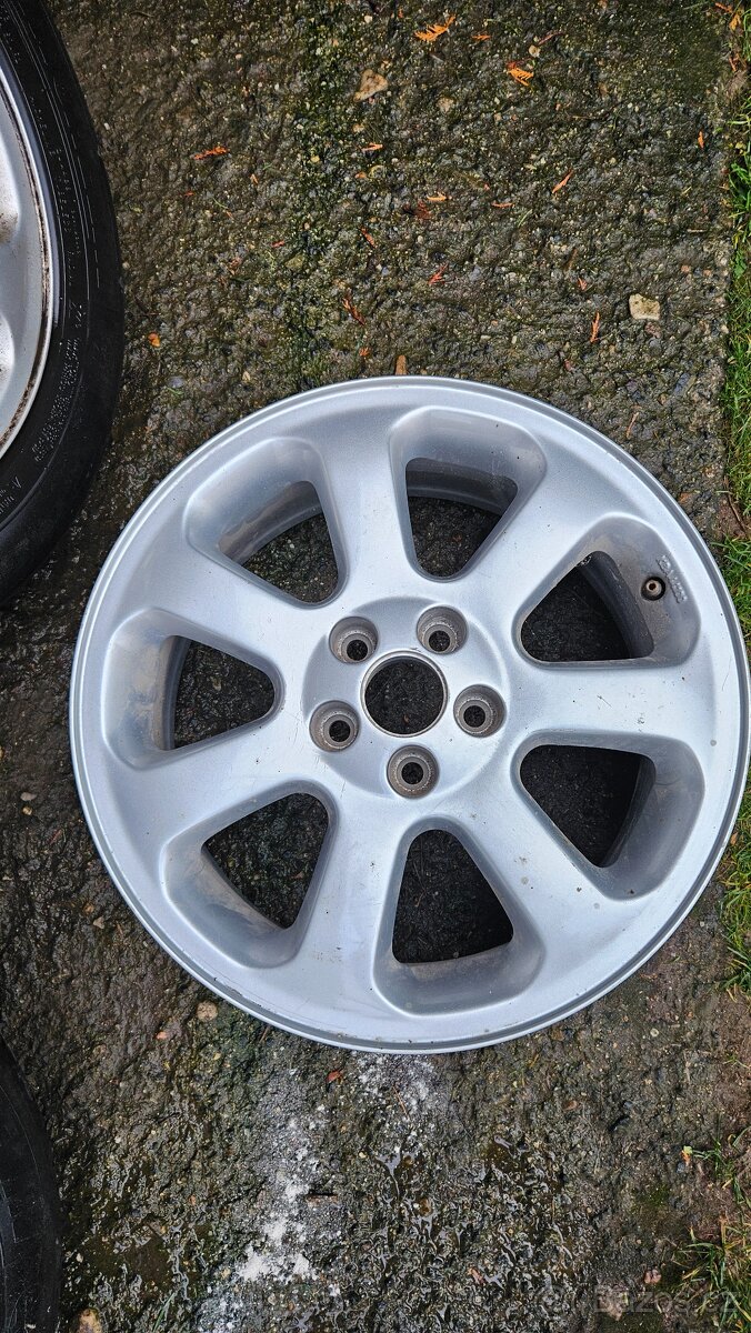 Alu kola octavia 1 , r16 - 8