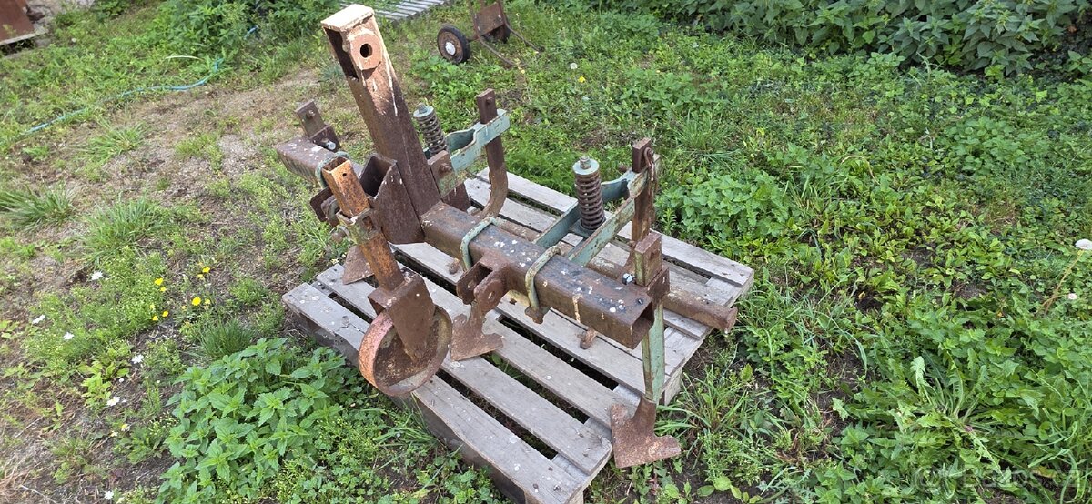 Smykobrány a kypřič za malotraktor - 8